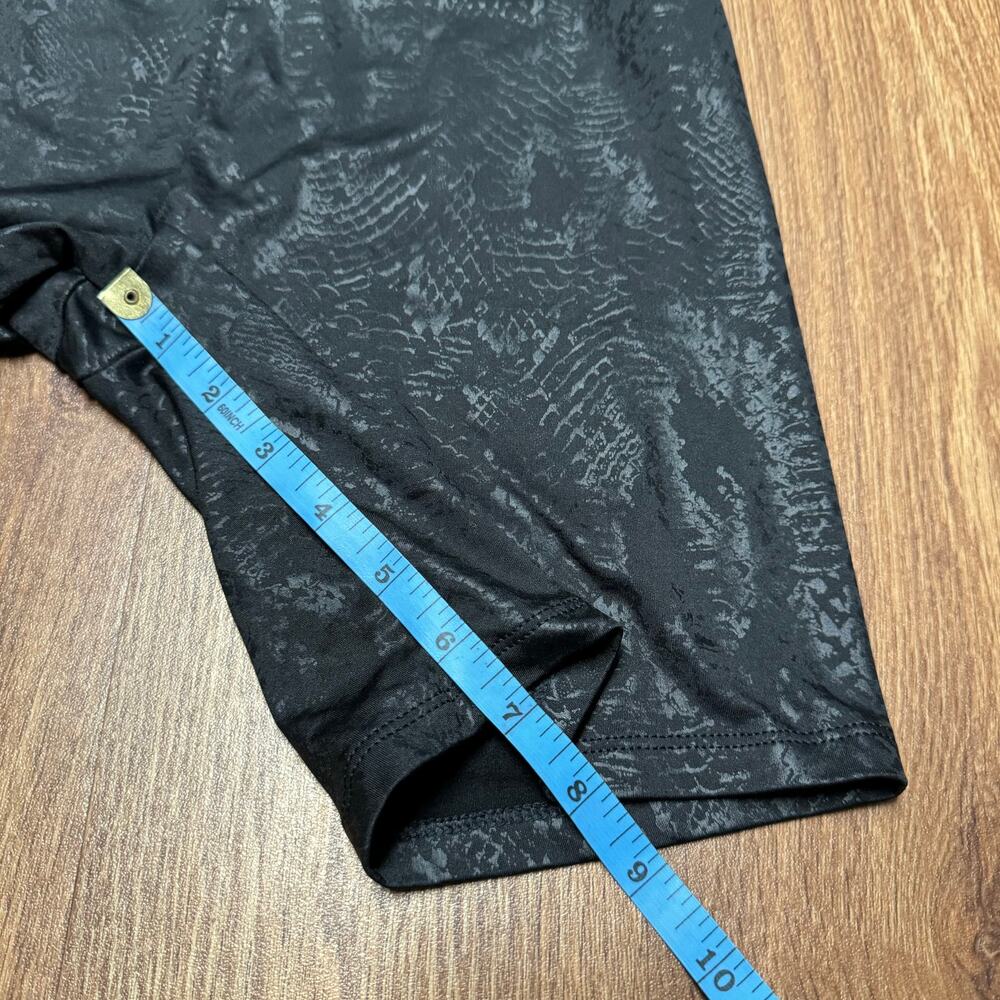 American Eagle Womens Solid Black Snack Print 7" Biker Shorts Yoga Size Small - Picture 8 of 8